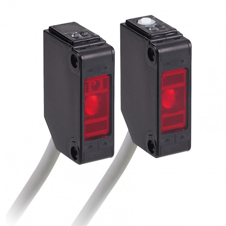 Schneider Electric XUM2APCNL2 ФОТОДАТЧИК, 12-24В, 15М, КАБ. 2М