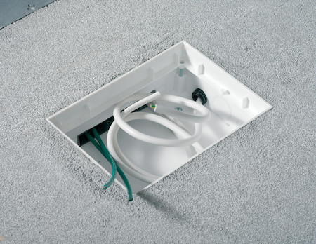Schneider Electric ISM50320 КОРОБКА УСТАНОВОЧНАЯ выс.(75-95) 188х188мм для лючка на 4 поста