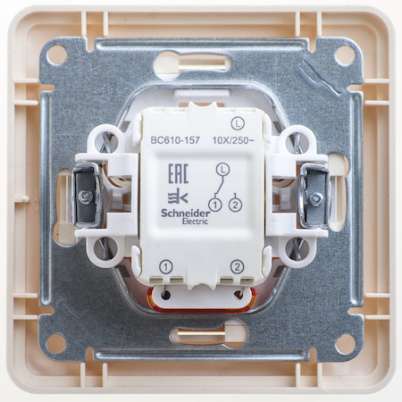 Schneider Electric VS610-157-28 W59 1-клавишный ПЕРЕКЛЮЧАТЕЛЬ с подсв. 10АХ, в сборе, СЛОНОВАЯ КОСТЬ