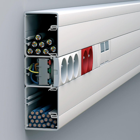 Schneider Electric ISM10500 КОРОБ 3Х СЕКЦ.185Х55ММ С КР. OL45, ПВХ
