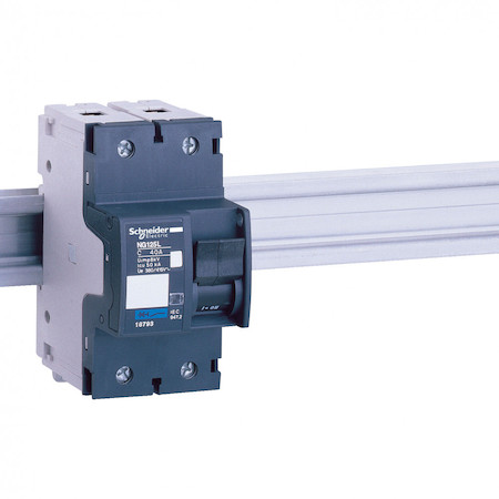 Schneider Electric 18790 АВТОМАТИЧЕСКИЙ ВЫКЛ. NG125L 2П 20A C