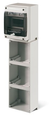 ДКС DIS5720313 Корпус на 6 модулей и 3 поста с основанием 136х125 мм.