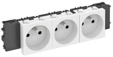 OBO Bettermann Розетка 3-м Modul45connect 16А 250В STD-F0C SWGR3 0град. франц. станд. черн. OBO 6120580