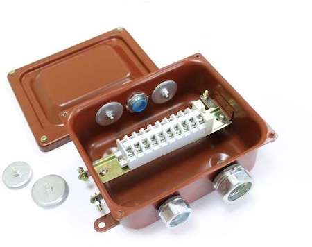 Коробка клеммная ККМА-10 У2 IP54 ЗЭТА zeta30372