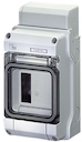 KV PC 9103 - Бокс на 3 модуля, 1 ряд, ввод через преднамеченные выбиваемые отверстия по 2хМ20 (сверху и снизу), с заглушкой, с клеммой PE+N, IP 65, с прозрачной дверью, цвет серый, материал поликарбонат, стойкий к УФ.