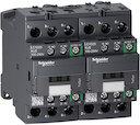 КОНТАКТОР РЕВЕРС. D 3P AC3 440В 25A, КАТУШКА УПР. 100-250В AC/DC, ЗАЖИМ ПОД ВИНТ